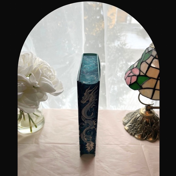 Illumicrate - Of Jade and Dragons - Picture 2 of 5